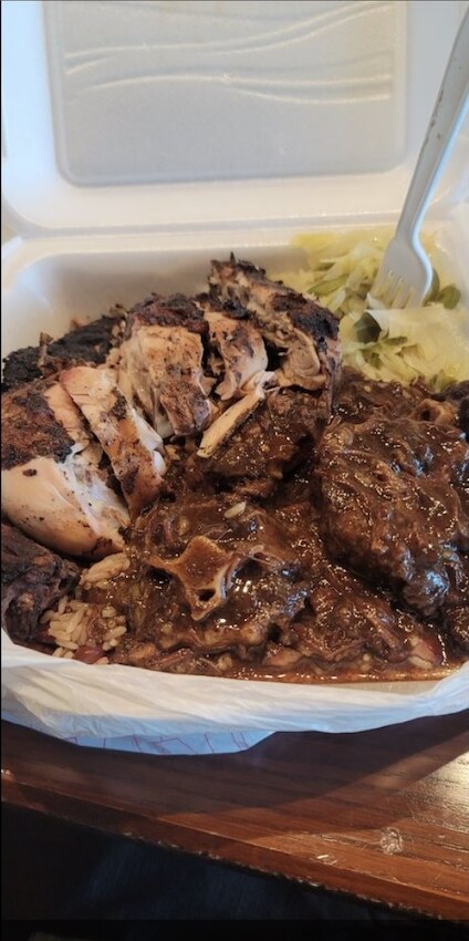 Uppa Yard Jerk Chicken & Oxtail plate